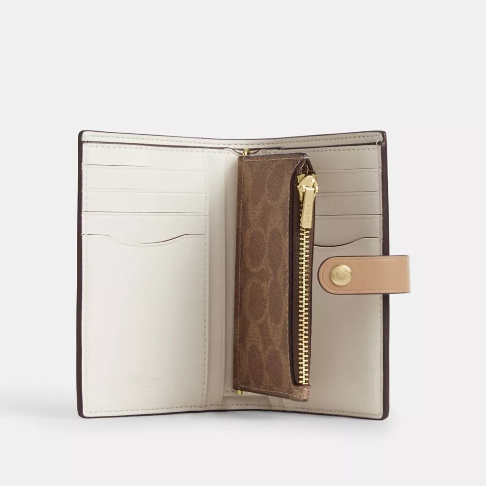 2-In-1 Wallet in Blocked Signature Canvas
