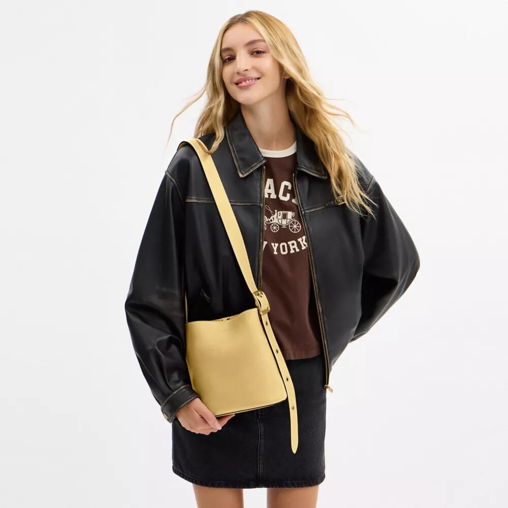 Bleecker Bucket Bag 21