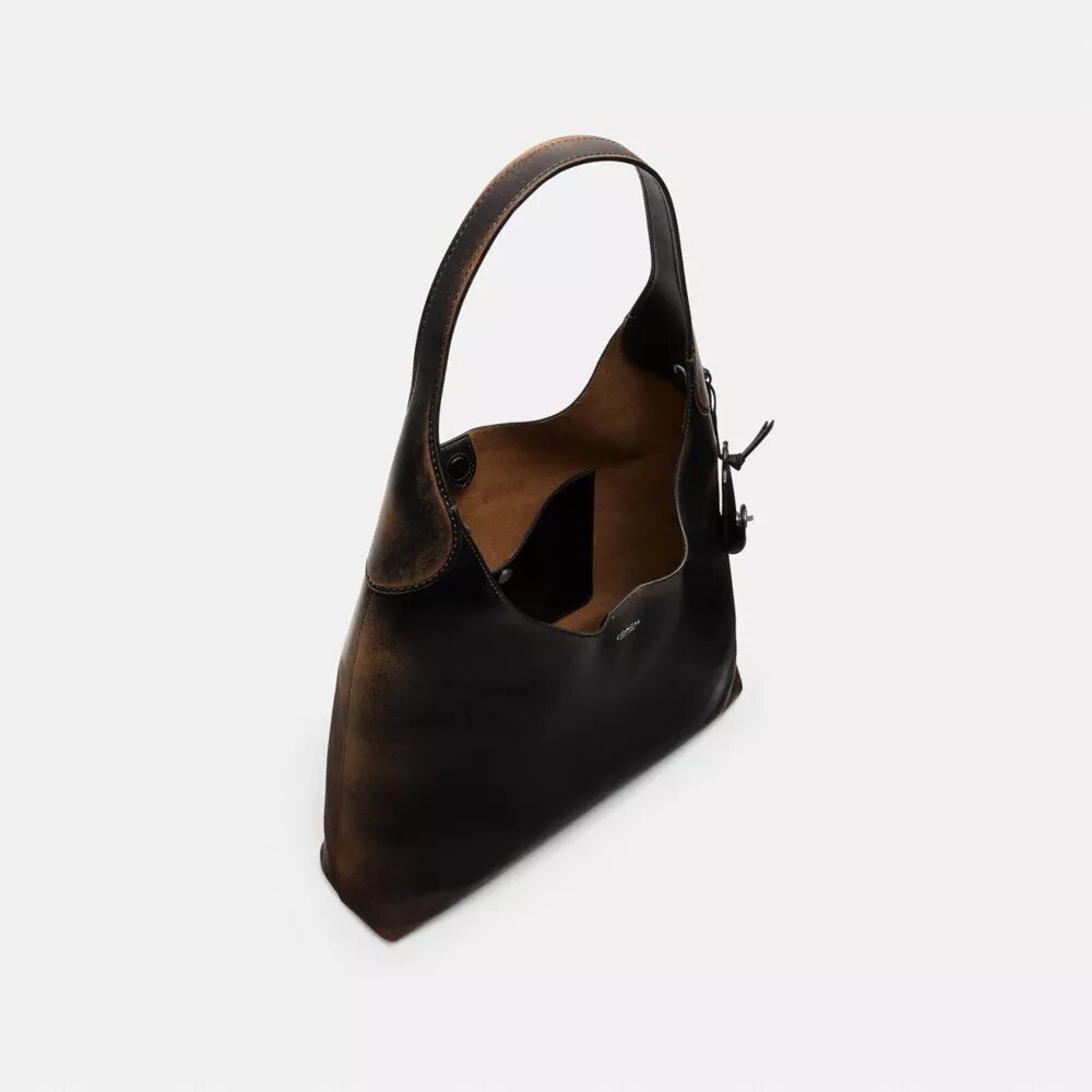 Brooklyn Shoulder Bag 39 in Loved Leather