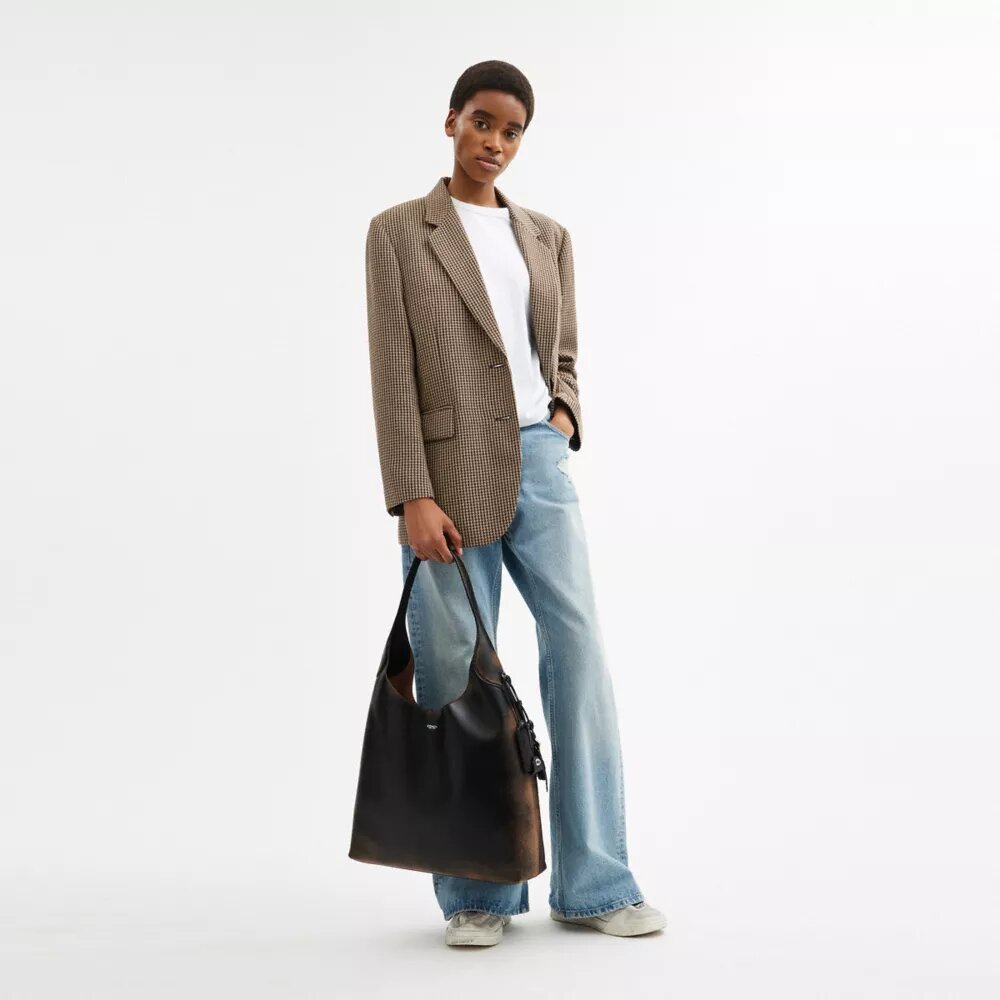 Brooklyn Shoulder Bag 39 in Loved Leather