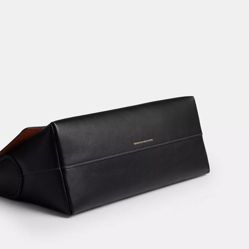 Chelsea Shoulder Bag 30