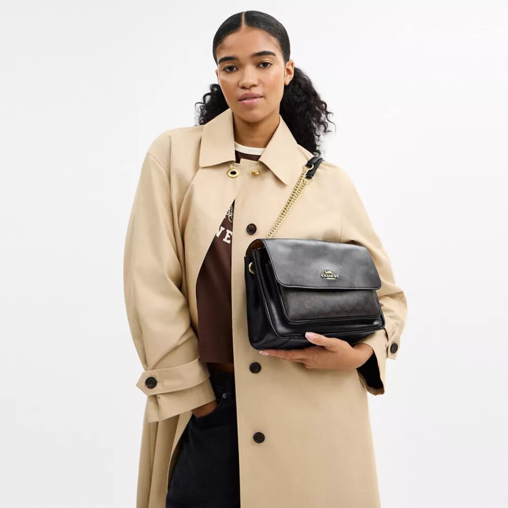 Elodie Crossbody Bag in Signature Canvas