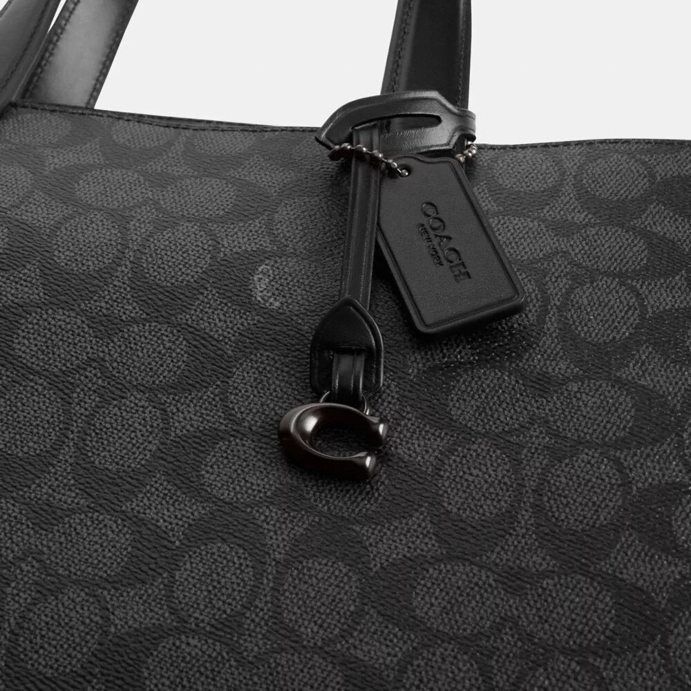 Isaac Workbag in Signature Canvas