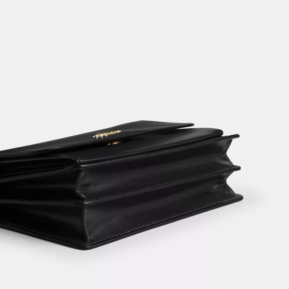 Klare Crossbody Bag