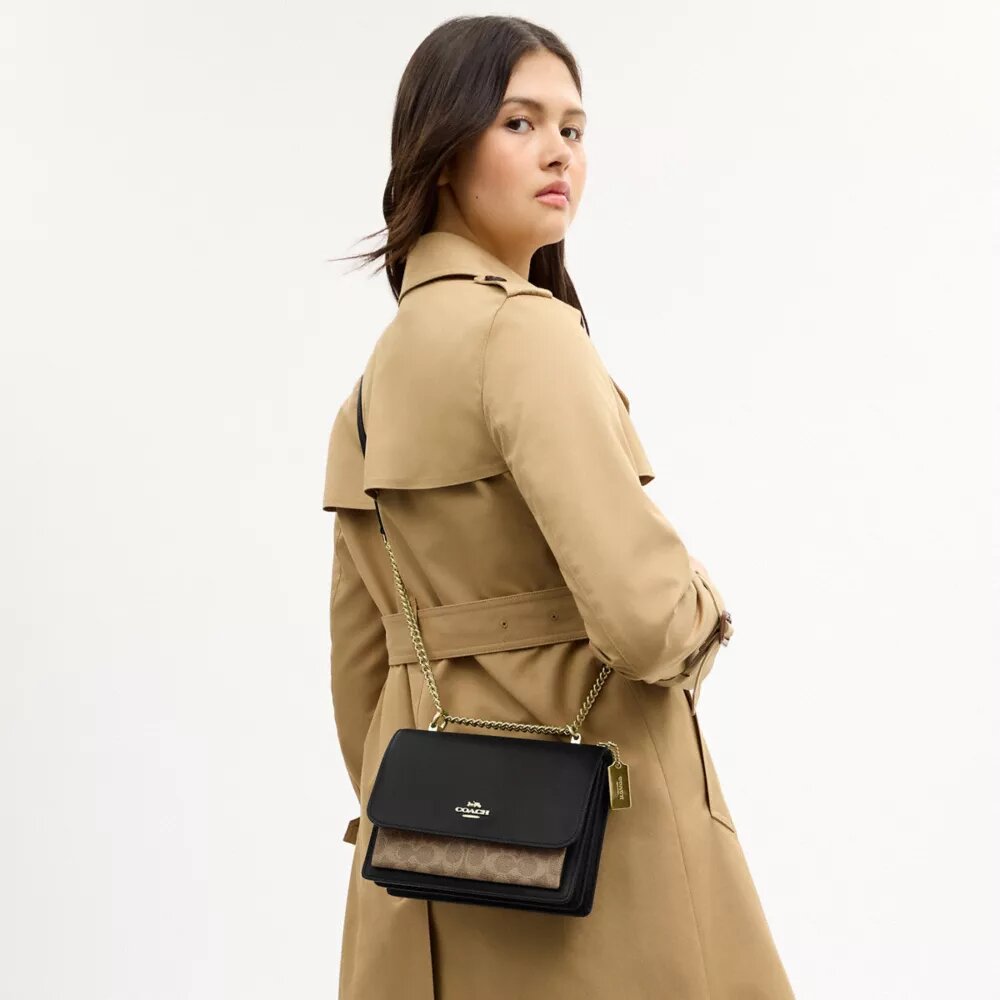 Klare Crossbody Bag in Signature Canvas