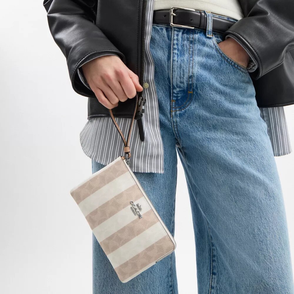 Large Corner Zip Wristlet in Signature Canvas