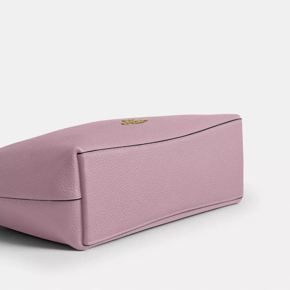 Laurel Shoulder Bag