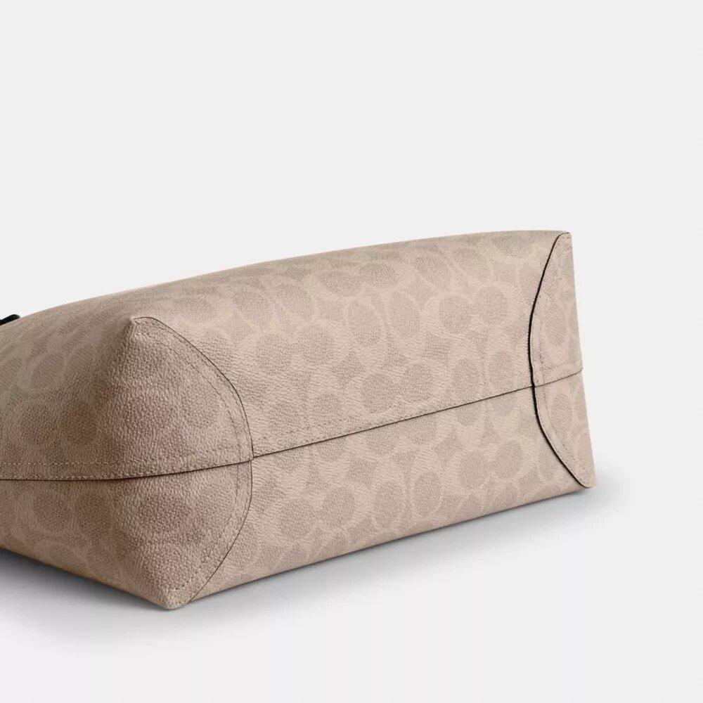 Medium City Tote Bag in Signature Canvas