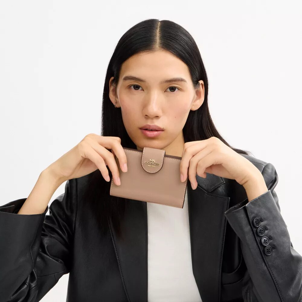 Medium Corner Zip Wallet