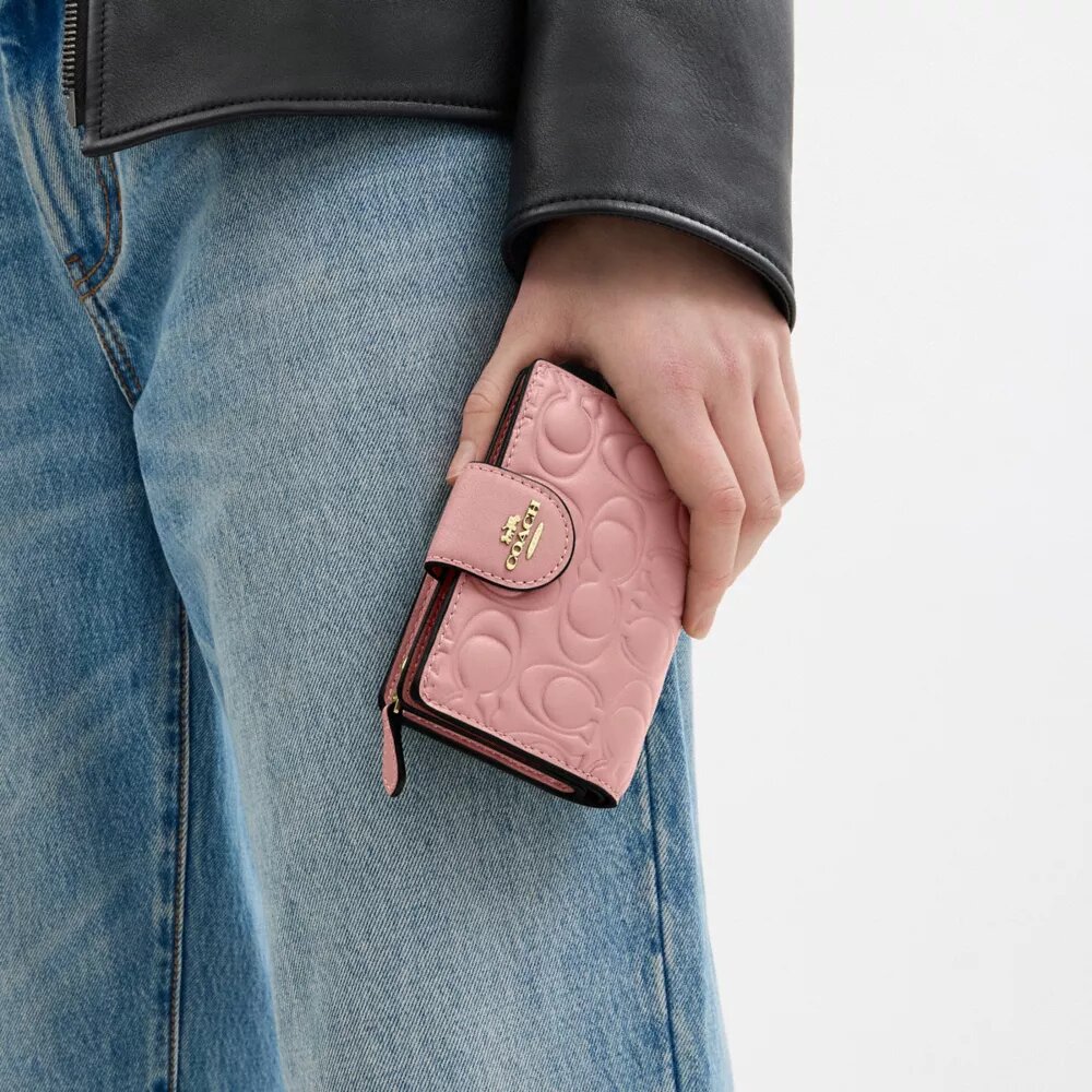 Medium Corner Zip Wallet in Signature Leather