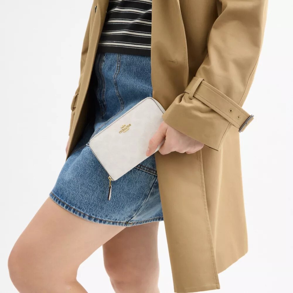 Medium Id Zip Wallet in Signature Canvas