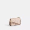 Nolita 19 in Blocked Signature Canvas