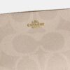 Nolita 19 in Blocked Signature Canvas