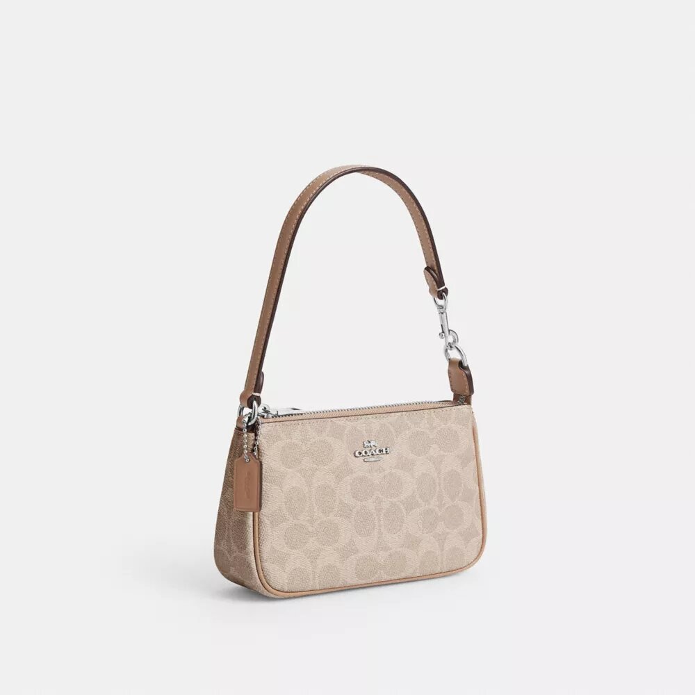 Nolita 19 in Signature Canvas