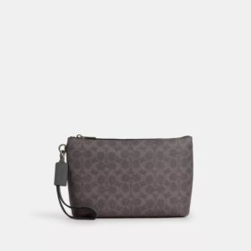 Pouch in Signature Canvas