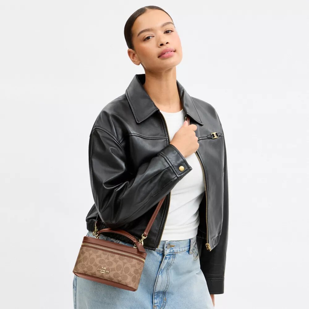 Rainer Crossbody Bag 18 in Signature Canvas