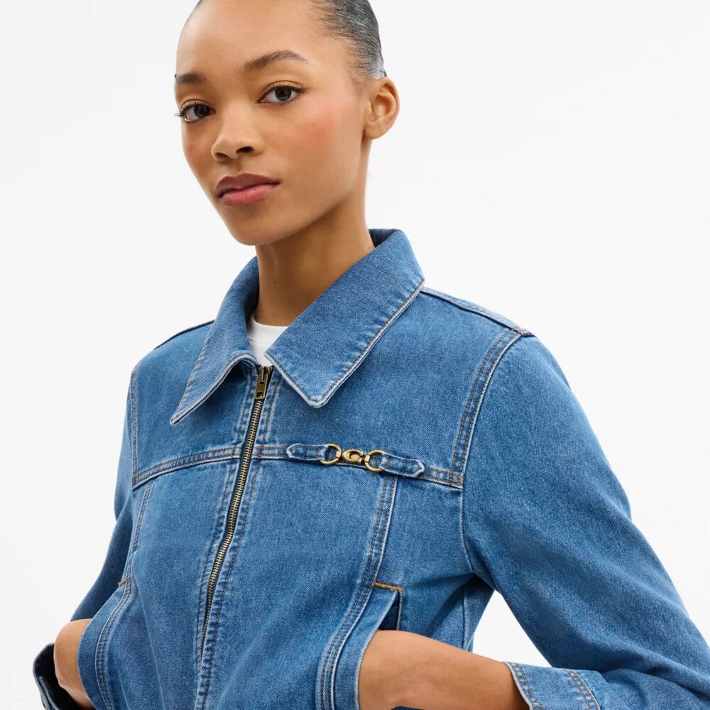 Sculpted C Shrunken Denim Jacket in Organic Cotton