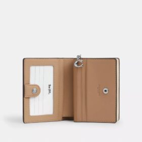 Snap Wallet in Signature Canvas