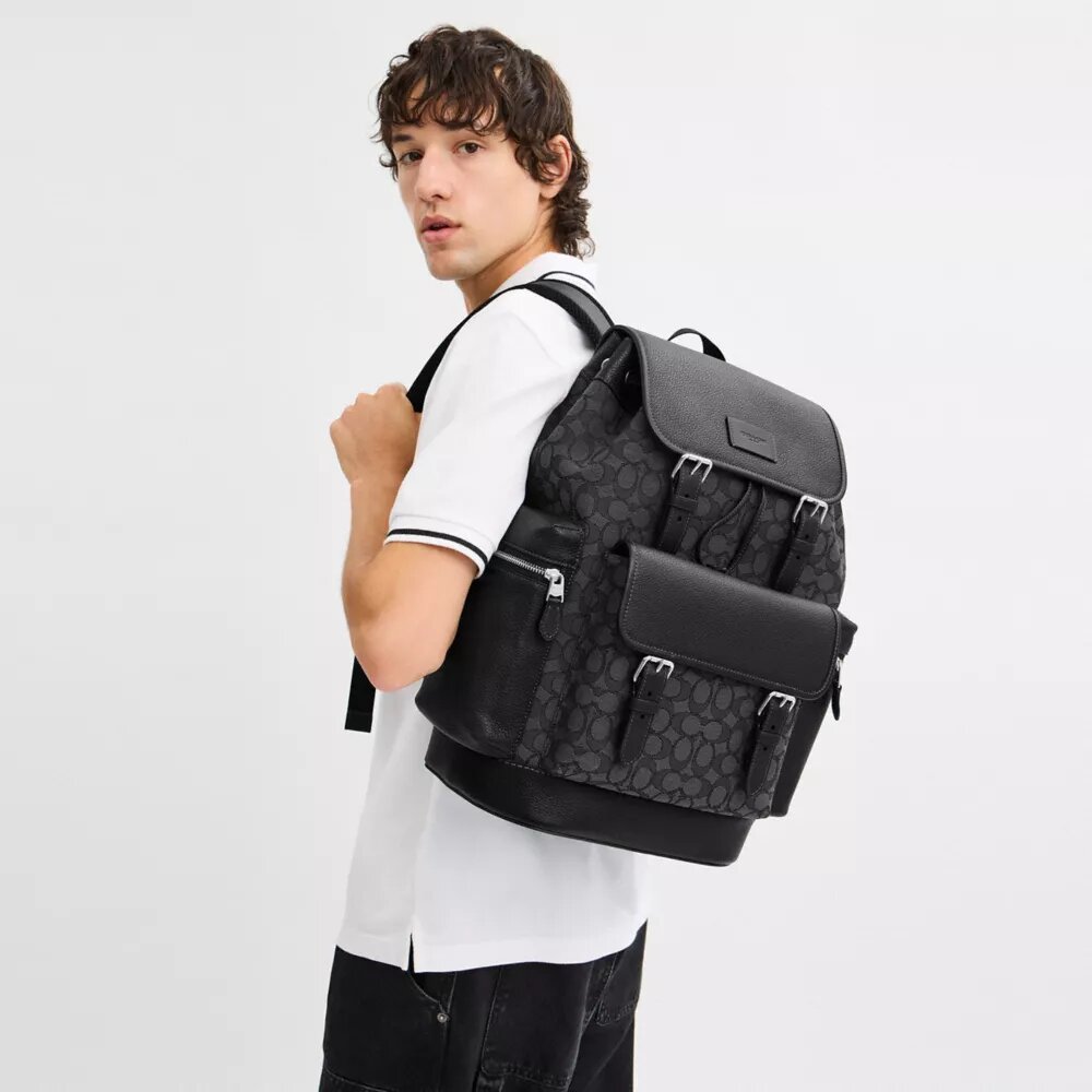 Sprint Backpack in Signature Jacquard