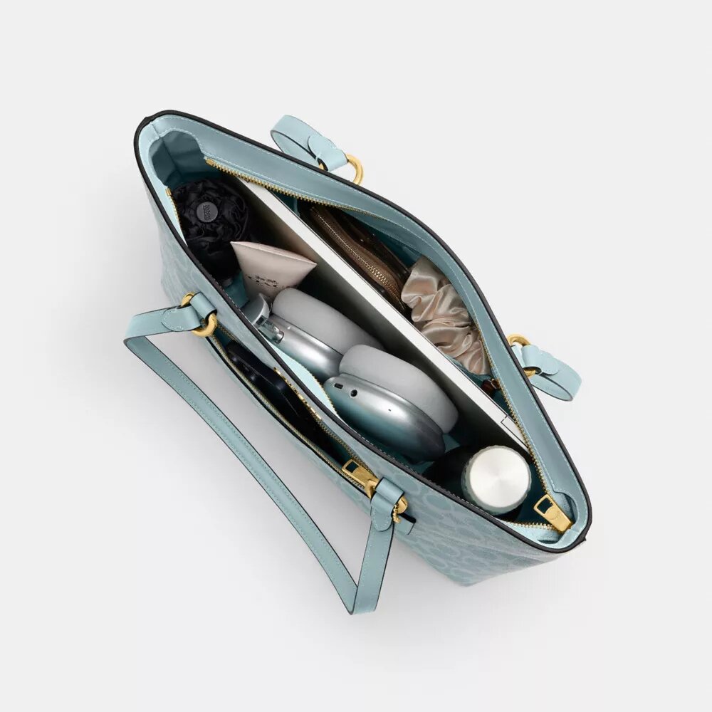 Station Tote Bag in Signature Canvas