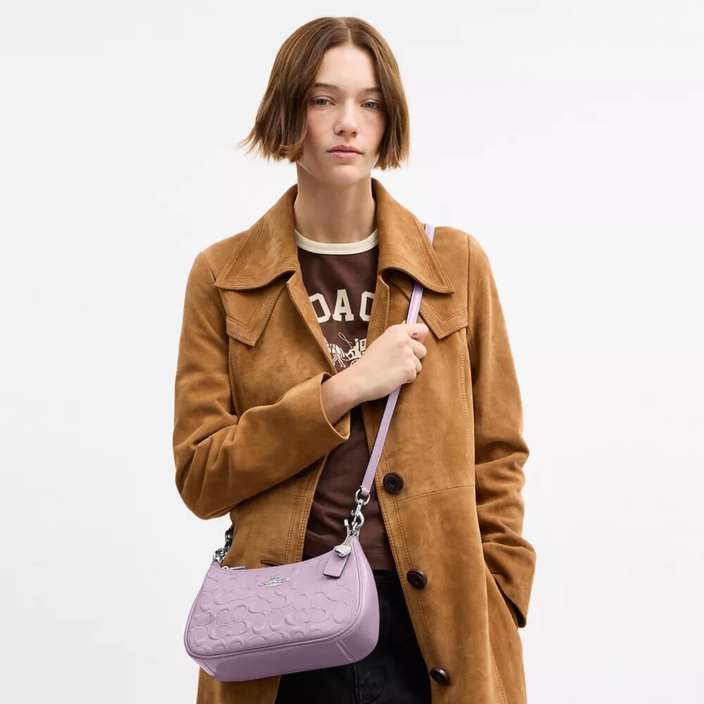 Teri Shoulder Bag in Signature Leather with Heart Charm