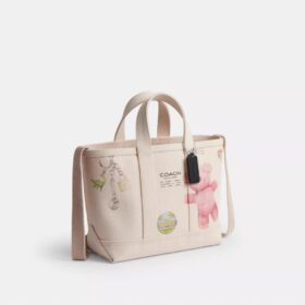 Utility Tote 27 with Sketch Print